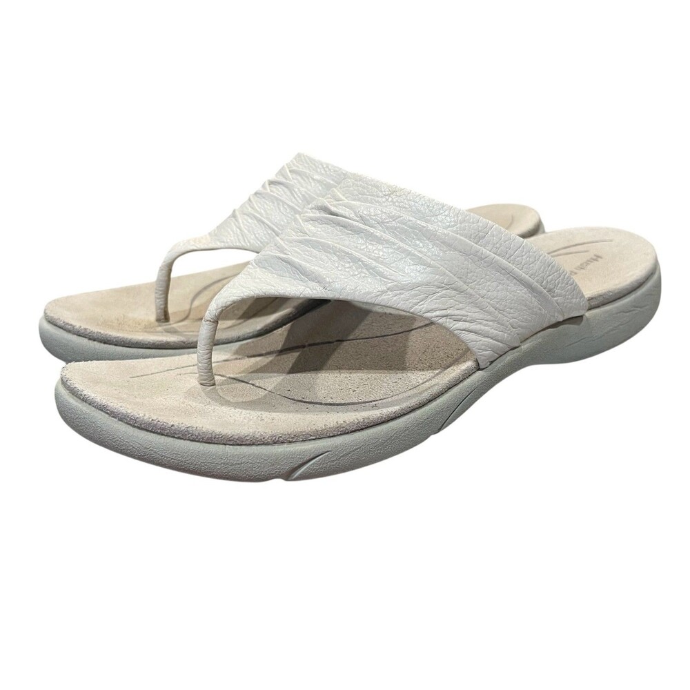 Hush Puppies White Leather Provocative II Comfort Flat Thong Sandals  Size 12